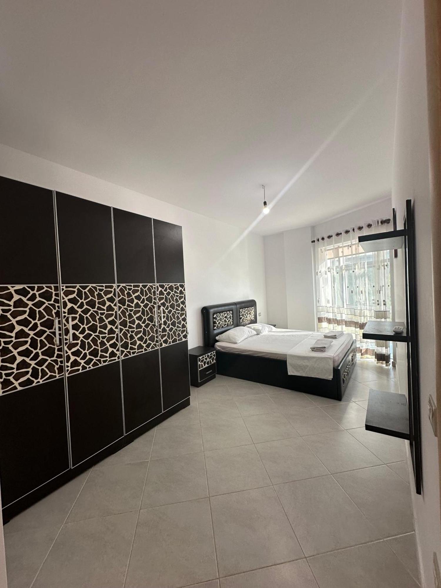 Sea View Apartment Vlorë 외부 사진